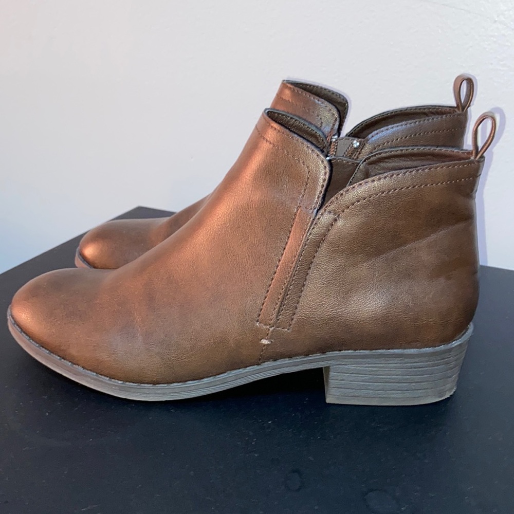 Brown boots
